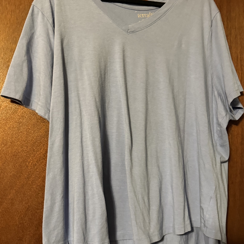 Terra & Sky Blue V-neck T-Shirt